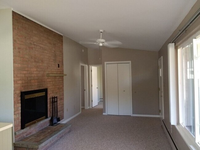 Foto del edificio - 5054 Park Rd