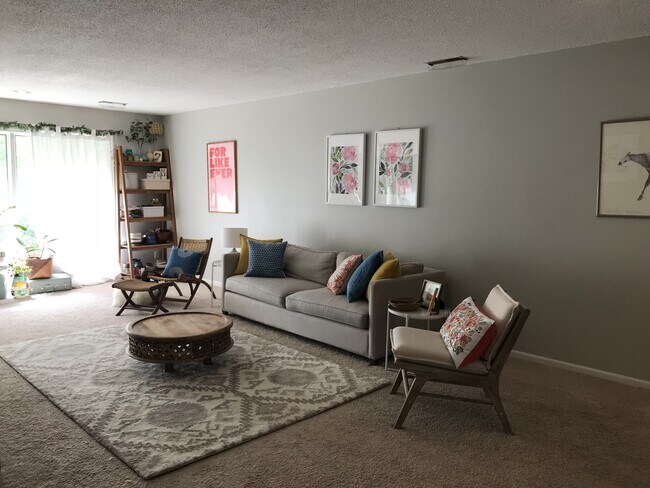 Foto del edificio - 607 Mt Brier Pl