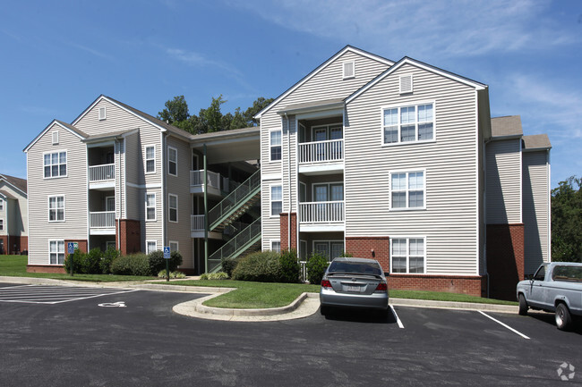 Poplar Forest I - Apartments in Farmville, VA | Apartments.com