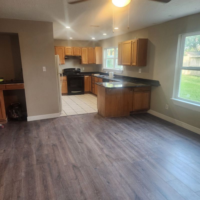 Foto principal - 8502 Riverside Walk Ln