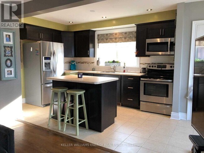 Photo du bâtiment - 195 Waverly St S