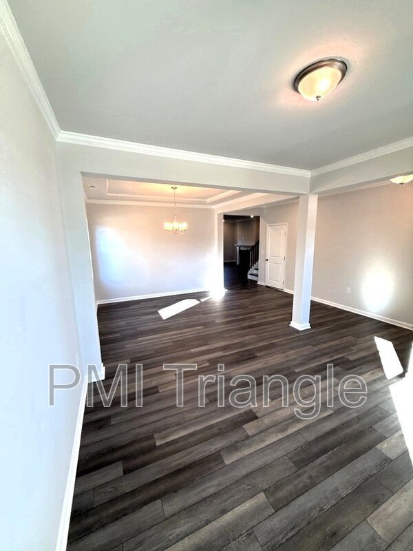 Foto del edificio - 4205 Shadbush St