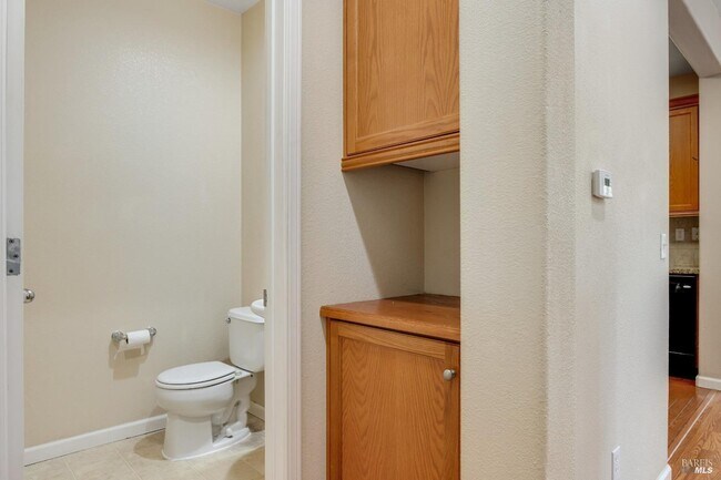 Foto del edificio - 2366 Taylor Mountain Pl