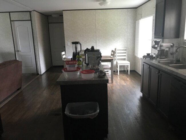 Foto del edificio - 521 US-15