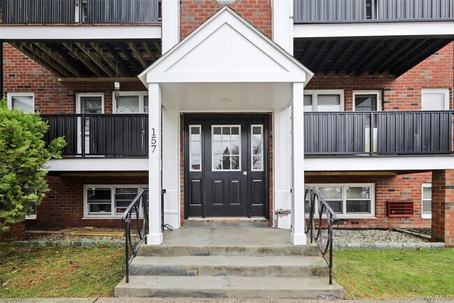 Foto del edificio - 20 Francis Ave