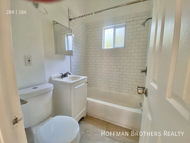 Building Photo - 306 Patton St