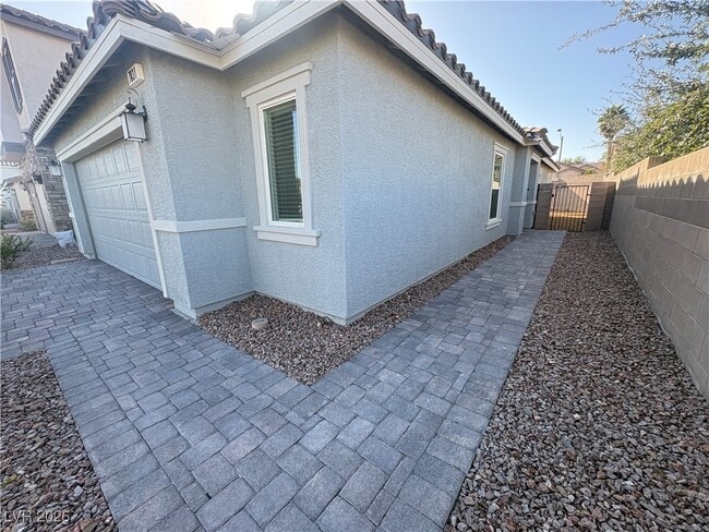 Building Photo - 7831 Penderbrook St