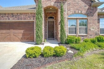 Building Photo - 15024 Teasley Ave