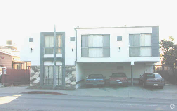 Primary Photo - 1958 S Robertson Blvd
