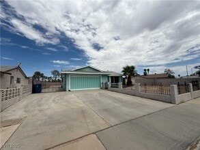Building Photo - 2206 Sunnyslope Ave