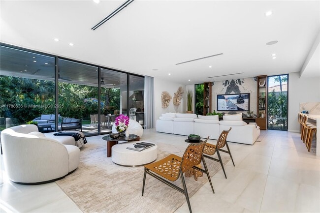 Building Photo - 7900 SW 57th Ct