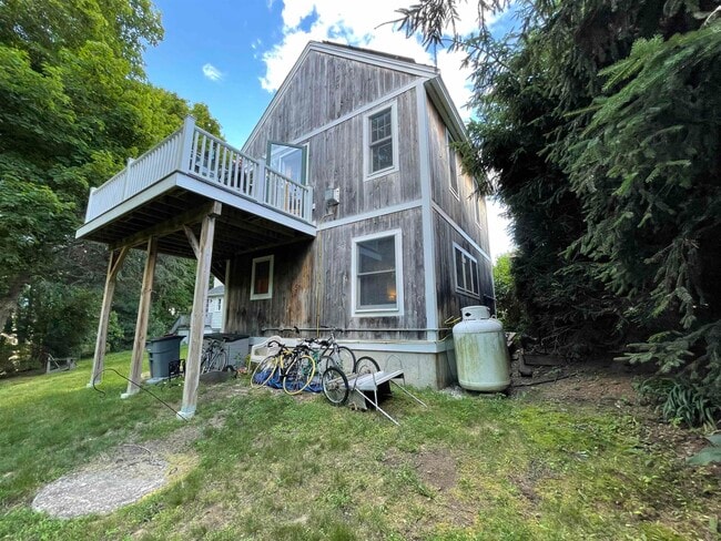 Building Photo - 67 Rogers Rd