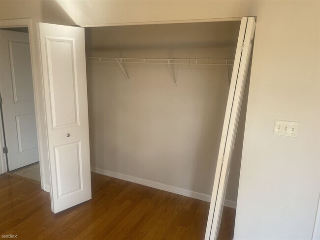 Foto del edificio - 2 br, 2 bath Condo - 900 S Western Ave #2N