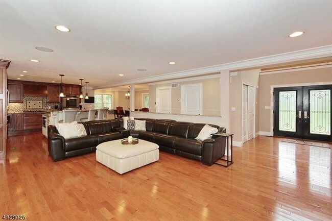 Foto del edificio - 1 Manchester Dr