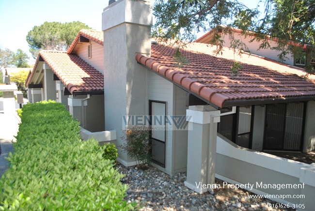 Building Photo - 4710 El Cid Ct