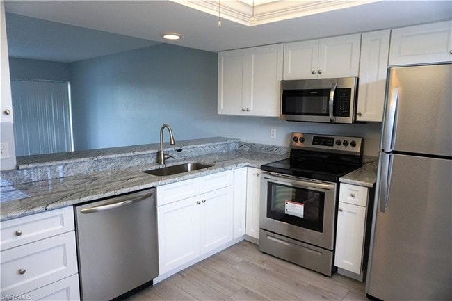 Building Photo - 505 SW 47th Terrace