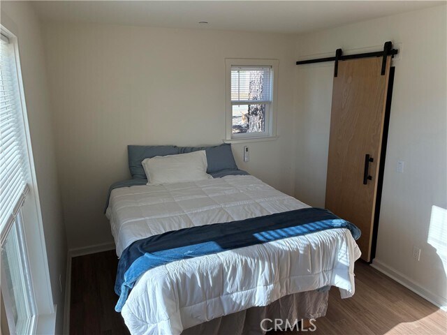 Foto del edificio - 16020 Maple St