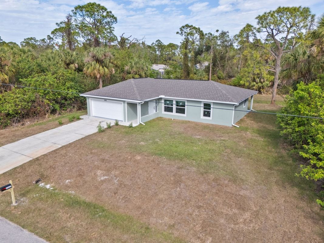 Primary Photo - 2462 Ensenada Ln