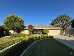 Building Photo - 209 El Rio Dr