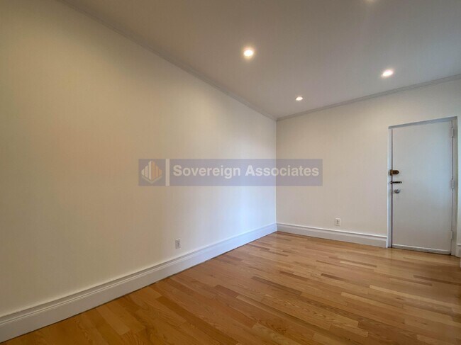 Building Photo - 63 Hamilton Terrace