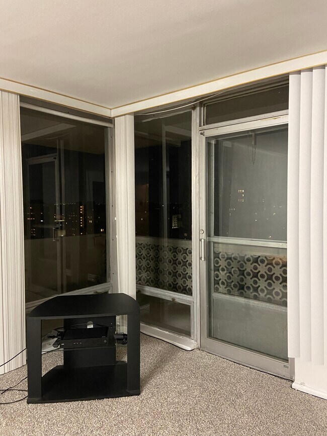 Foto del edificio - 6301 N Sheridan Rd