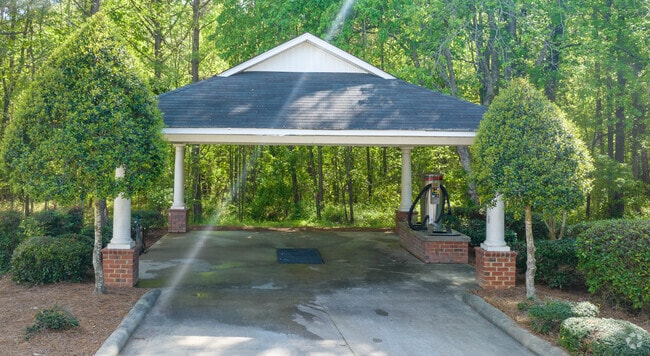 Car Care Center - Mallard Cove Apartments