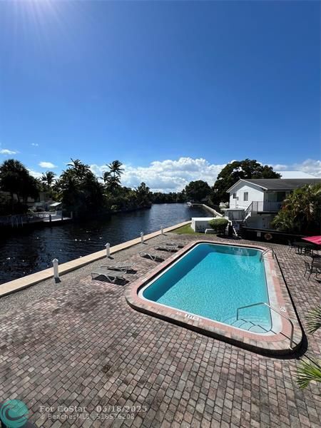 Primary Photo - 1816 E Oakland Park Blvd
