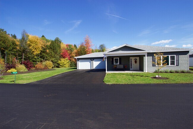 Building Photo - 148 Buttonwood Dr