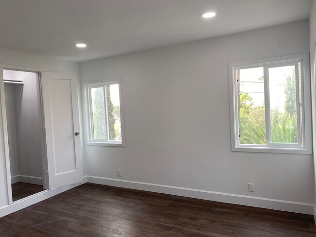Building Photo - 1436 Selby Ave
