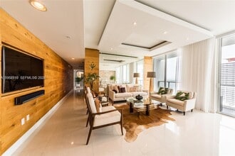 Building Photo - 244 Biscayne Blvd