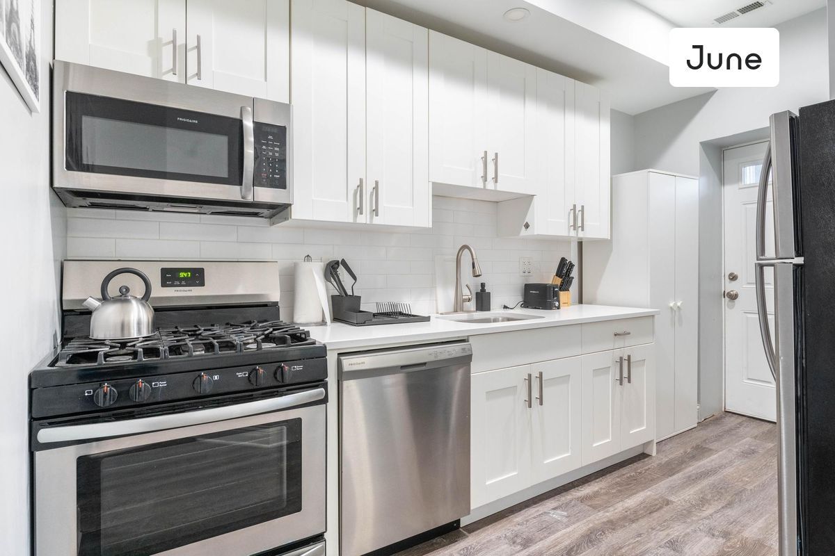 Foto principal - 1321 West Cullerton Street