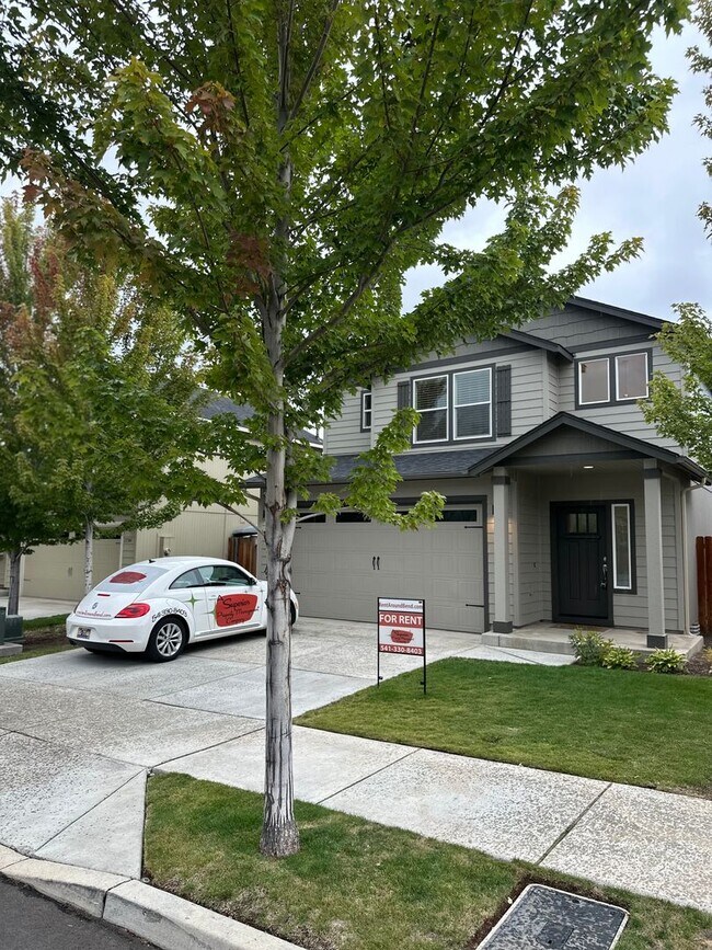 Building Photo - 21190 Darnel Ave