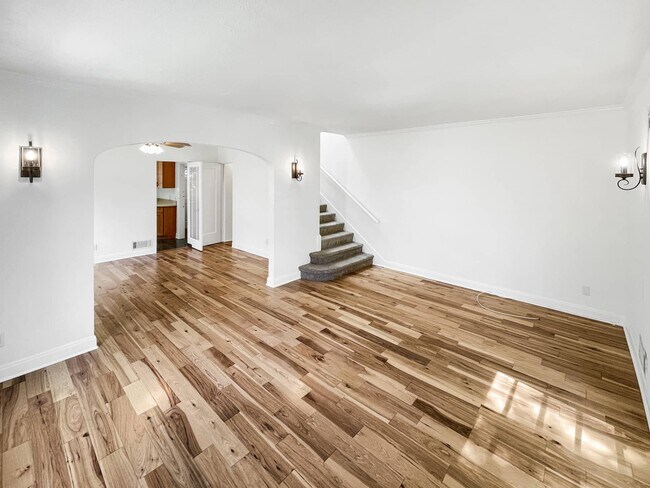 Foto del edificio - 1033 S Longwood Ave