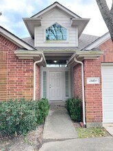 Building Photo - 21470 Olympic Forest Dr