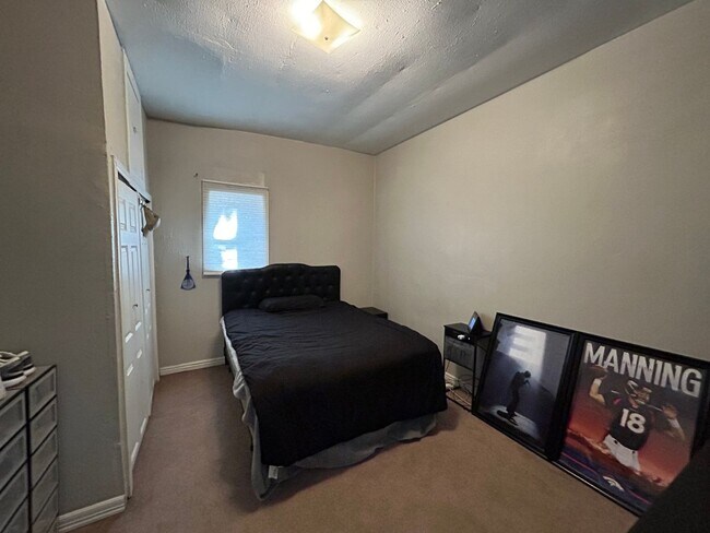 Foto del edificio - Charming Old Town Fort Collins Home with Yard