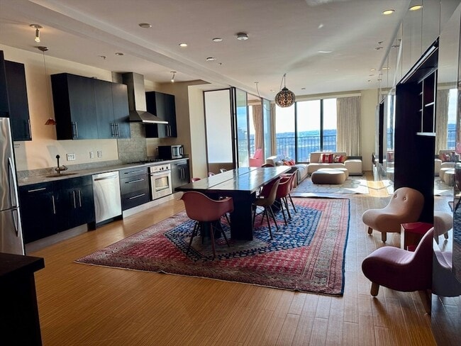 Photo - 36 A St Apartment