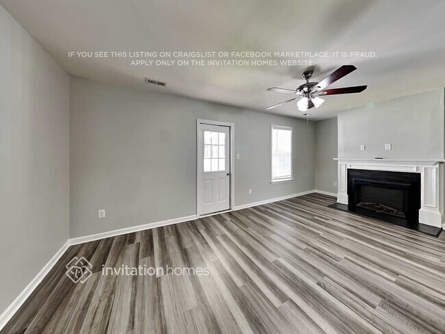 Building Photo - 117 Blackthorne Ct