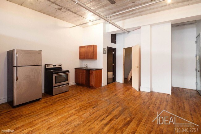 Building Photo - 1089 Flushing Ave