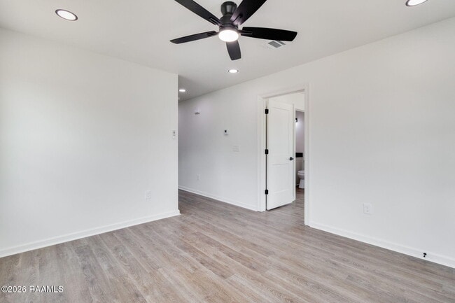 Building Photo - 146 Racca Rd