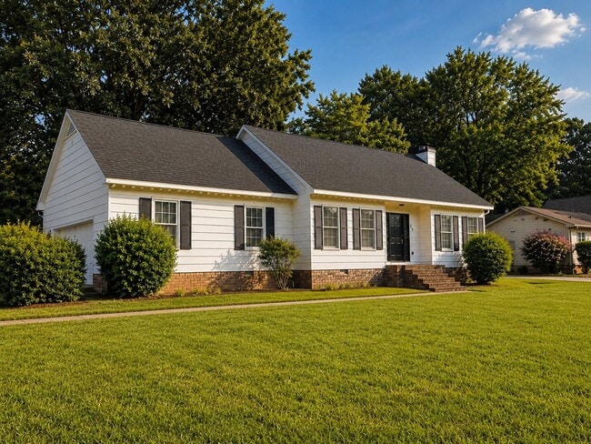 Building Photo - 436 N Royal Tower Dr