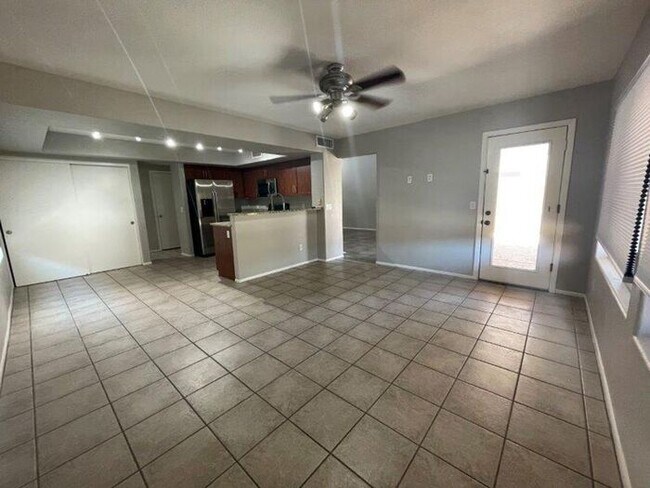 Foto del edificio - 17407 N 47th St