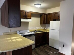 Building Photo - 47 Sanford St