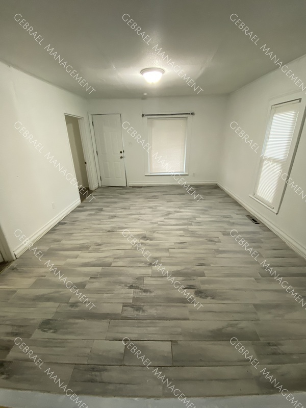 Building Photo - 1338 Sears St