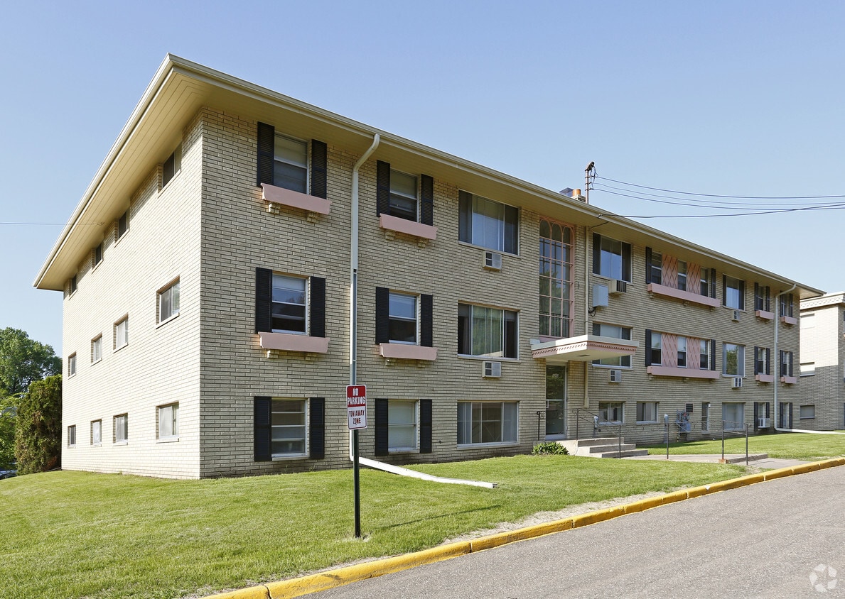 Primary Photo - Mast Apartments I & II