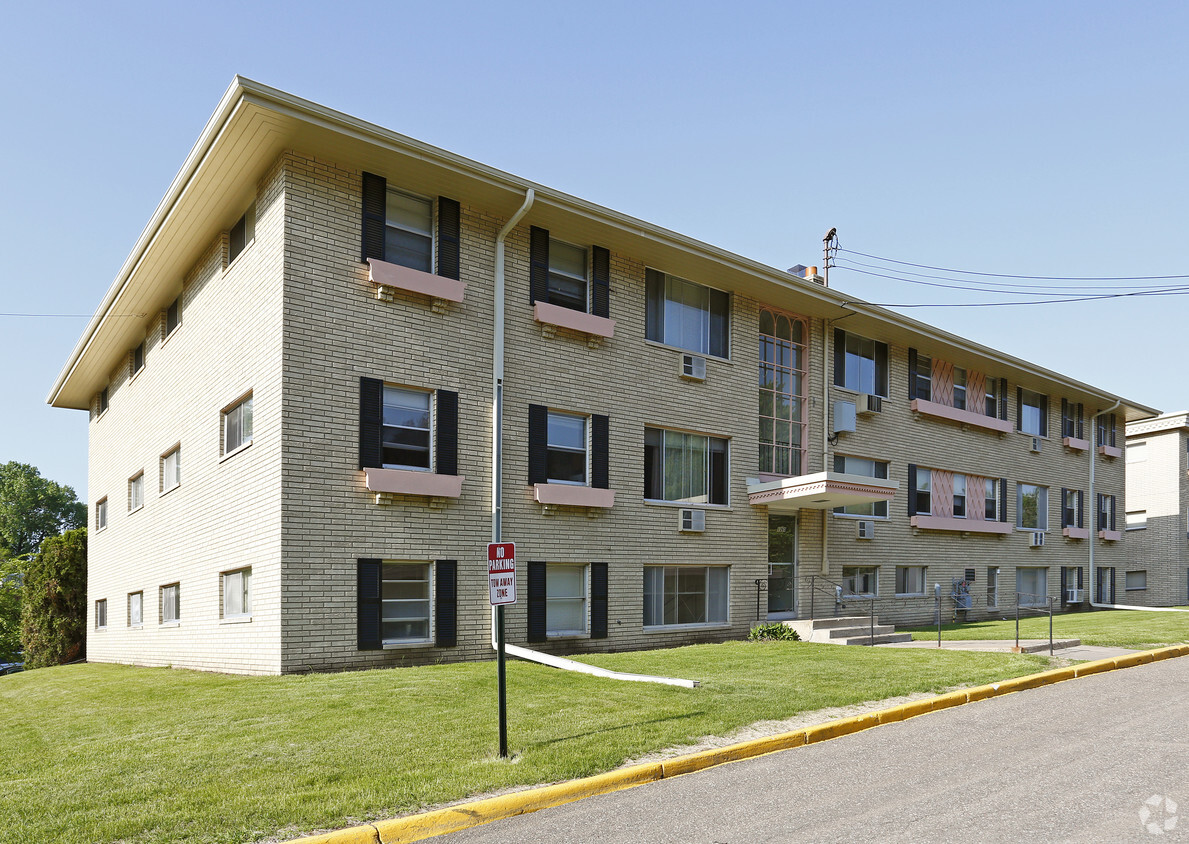 Primary Photo - Mast Apartments