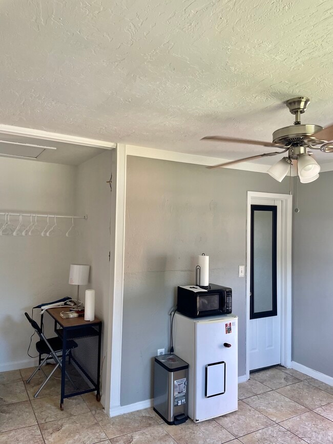 Building Photo - 30008 SW 159th Dr