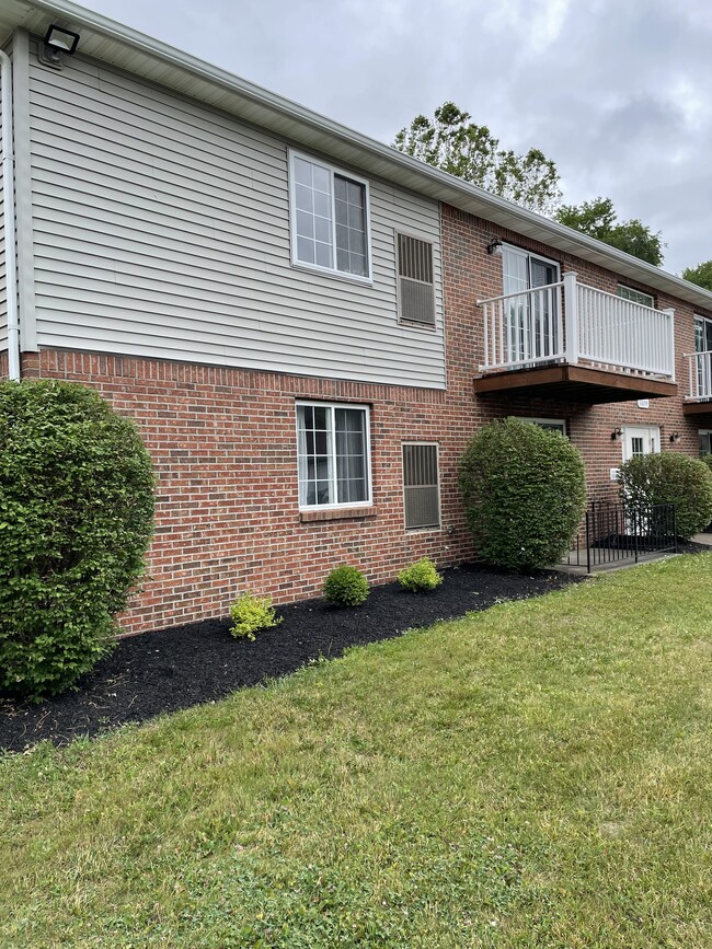 Front of building - Parkview Apartments