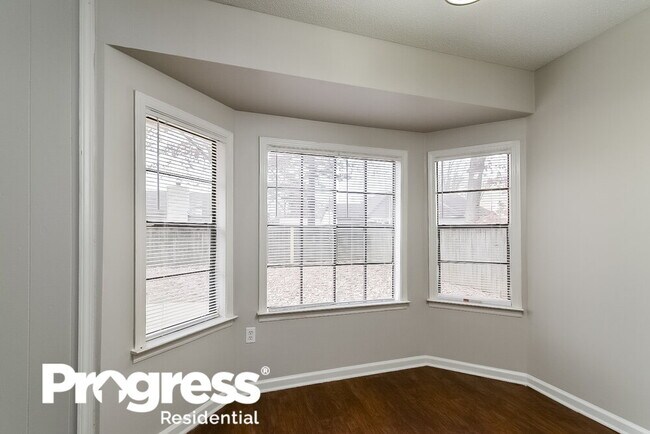 Building Photo - 7371 Hollorn Ln