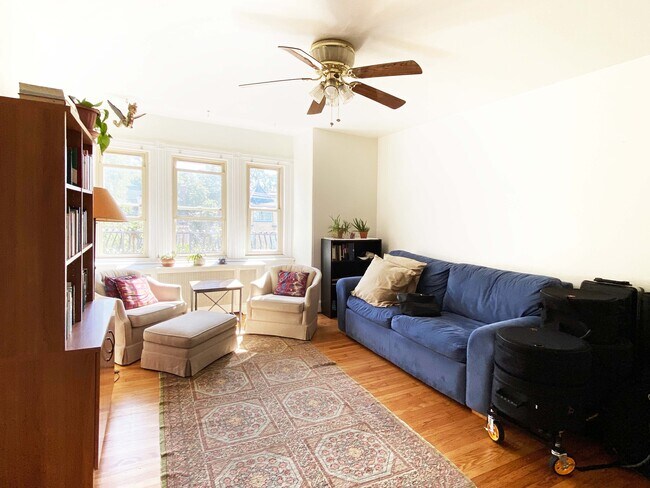 Master bedroom (they currently use it as living room) - 4603 Springfield Ave