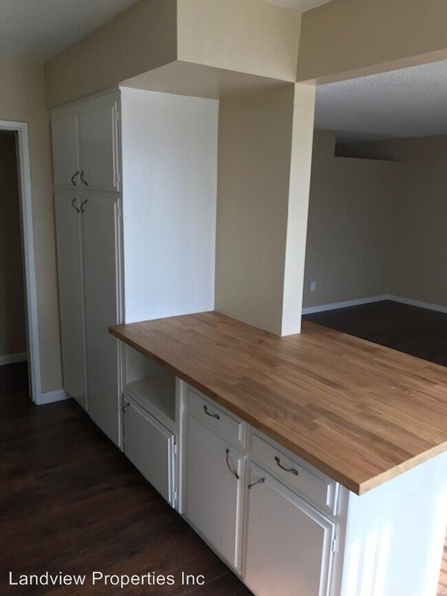 Foto del edificio - 273 W Alpine St